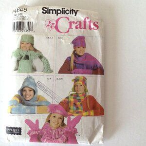 Simplicity Sewing Pattern #4849 One Size Fleece Hats Scarves Gloves Mittens